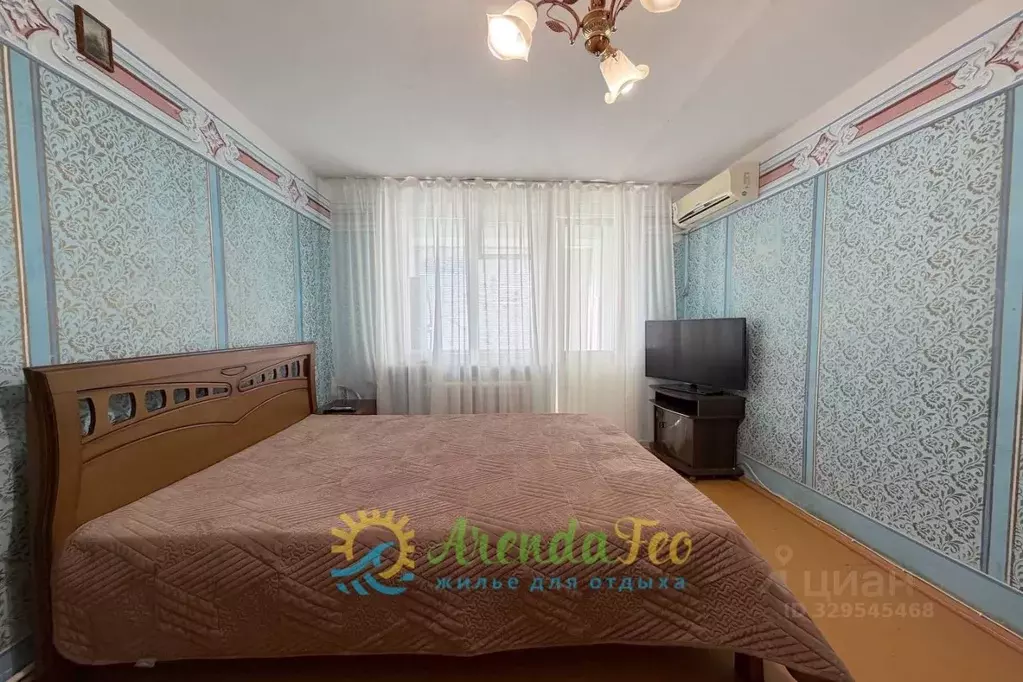 2-к кв. Крым, Феодосия ул. Дружбы, 36 (50.0 м) - Фото 1