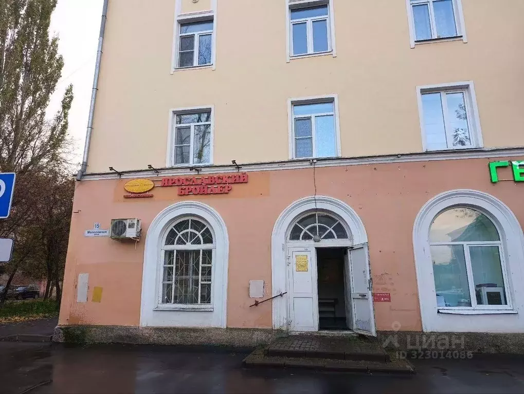 Торговая площадь в Ярославская область, Рыбинск Молодежная ул., 15 ... - Фото 2