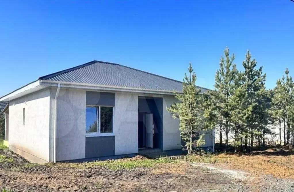 Дом в Свердловская область, Белоярский муниципальный округ, пос. ... - Фото 1