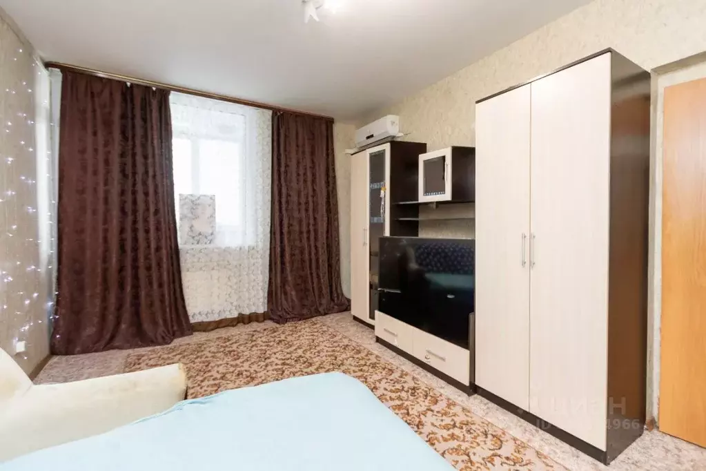 1-к кв. Оренбургская область, Оренбург Салмышская ул., 76 (36.6 м) - Фото 1