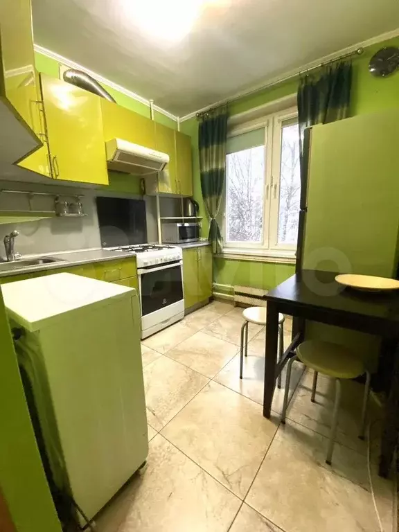 2-к. квартира, 45 м, 4/9 эт. - Фото 0