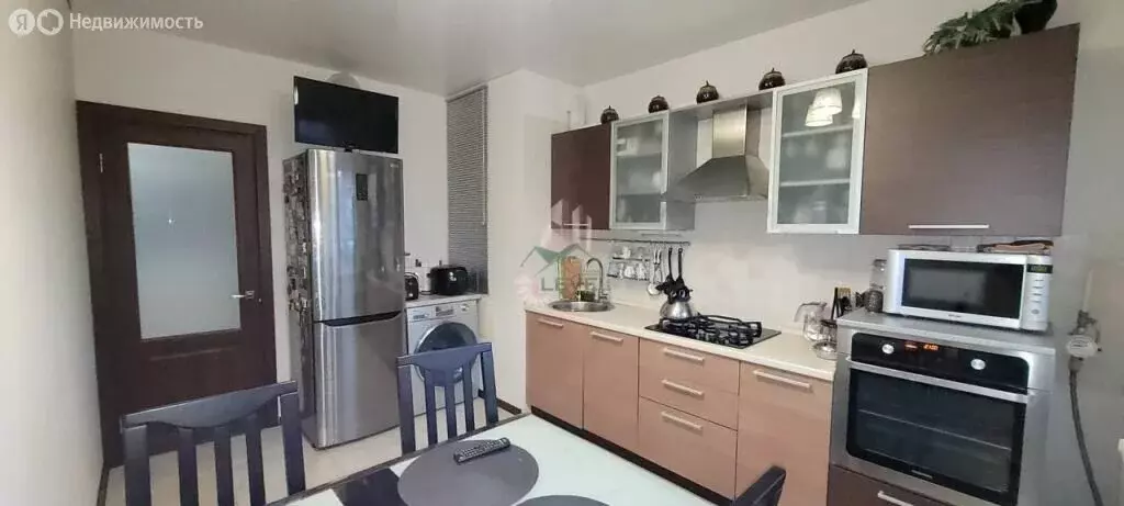 3-комнатная квартира: Энгельс, улица Тельмана, 12 (60 м) - Фото 2