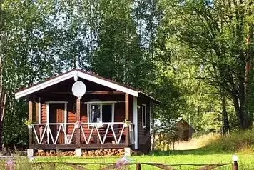 Дом в Карелия, Лахденпохский район, Мийнальское с/пос, пос. Харвиа  ... - Фото 1
