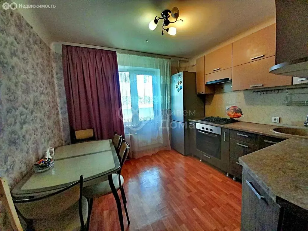 2-комнатная квартира: Волжский, улица имени Генерала Карбышева, 112 ... - Фото 2