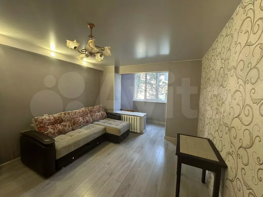 2-к. квартира, 50 м, 1/9 эт. - Фото 0