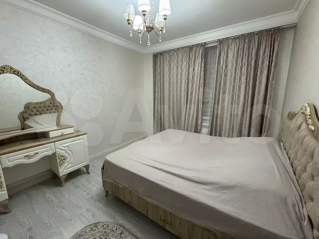 2-к. квартира, 70 м, 7/7 эт. - Фото 0