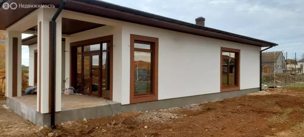 Дом в Евпатория, жилой массив Яшлык (142 м) - Фото 1