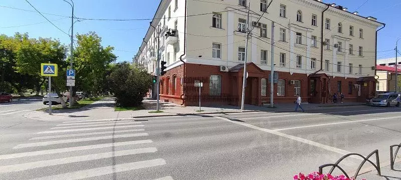 Торговая площадь в Тюменская область, Тюмень Водопроводная ул, 36 . - Фото 0