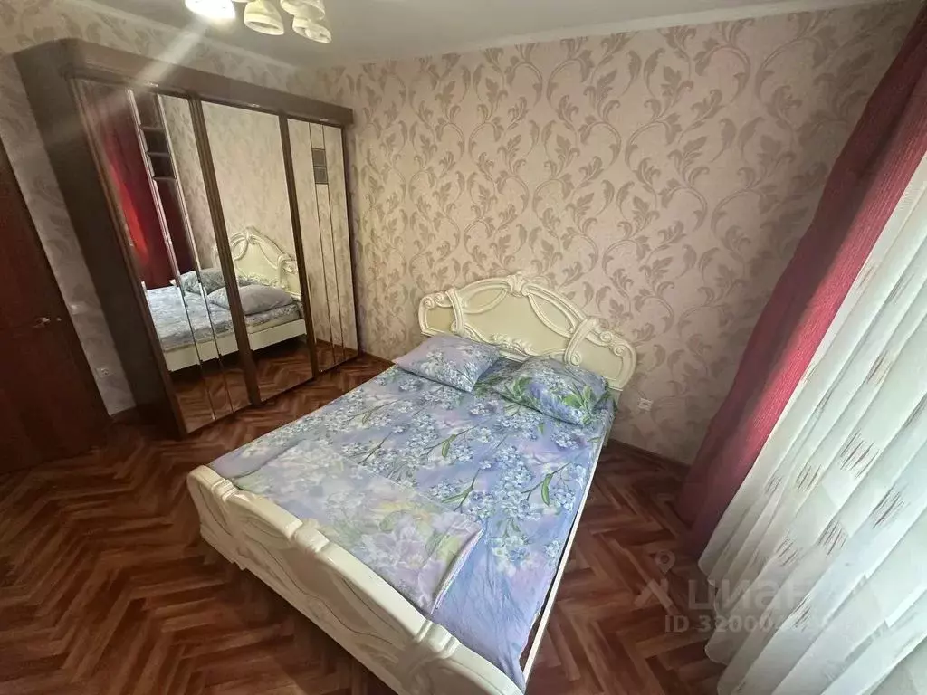2-к кв. Белгородская область, Старый Оскол Восточный мкр, 11А (54.0 м) - Фото 1