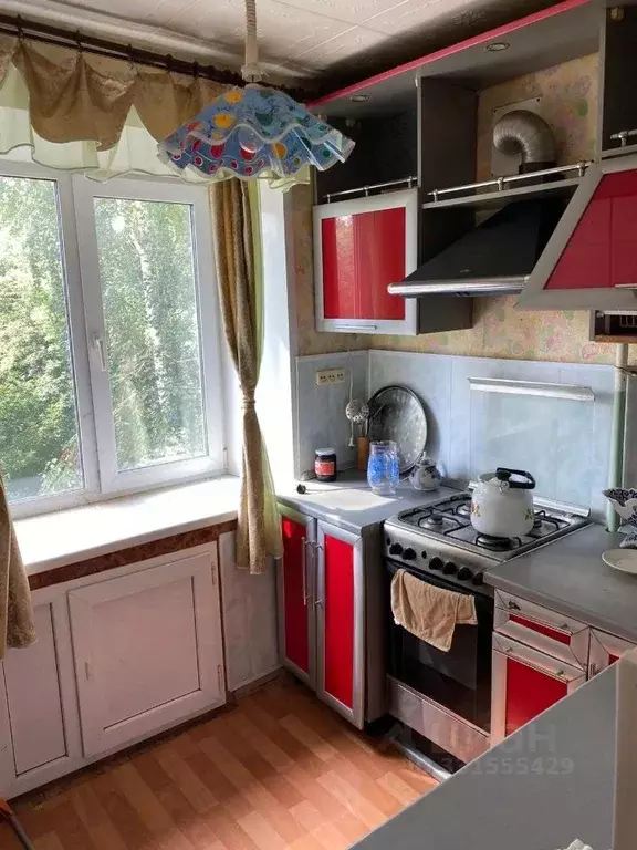 3-к кв. Пермский край, Краснокамск ул. Суворова, 5 (50.0 м) - Фото 1