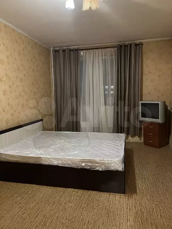 Комната 18 м в 3-к., 15/17 эт. - Фото 0