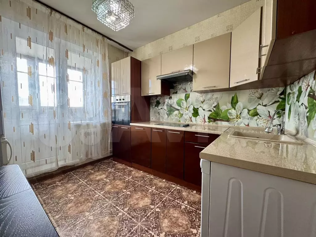 3-к. квартира, 100 м, 8/10 эт. - Фото 1