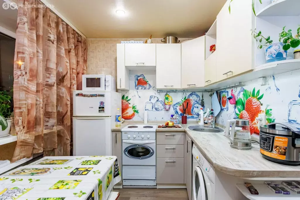 Квартира-студия: Тюмень, улица Карла Маркса, 108 (26.8 м) - Фото 1