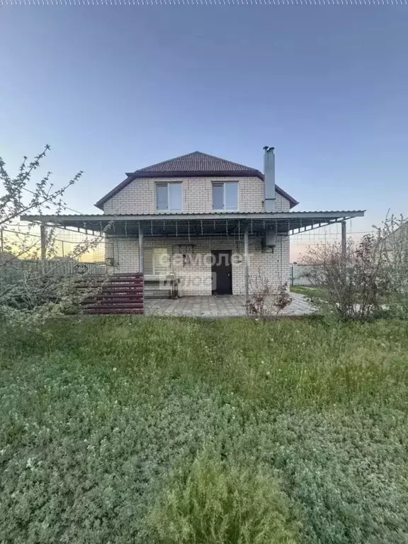Дом в Калмыкия, Элиста Южного района 11-я ул. (104 м) - Фото 1