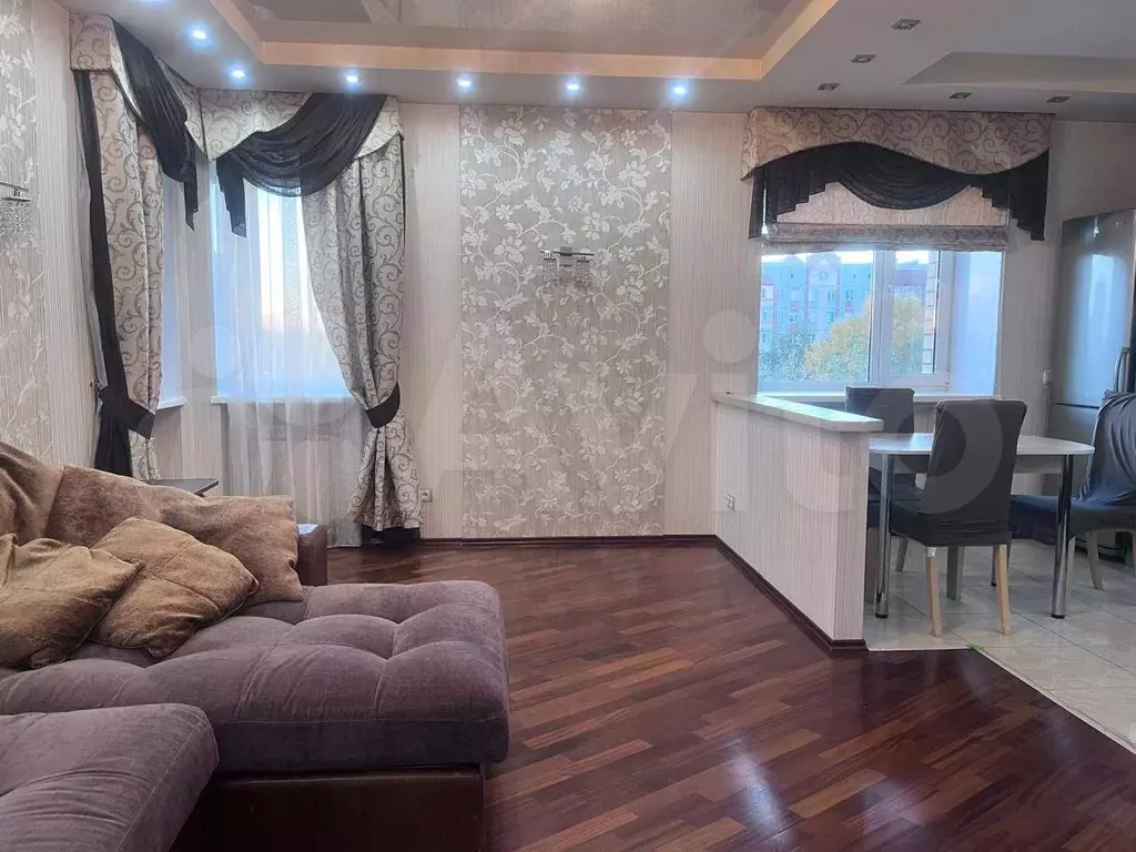 2-к. квартира, 70 м, 7/9 эт. - Фото 0