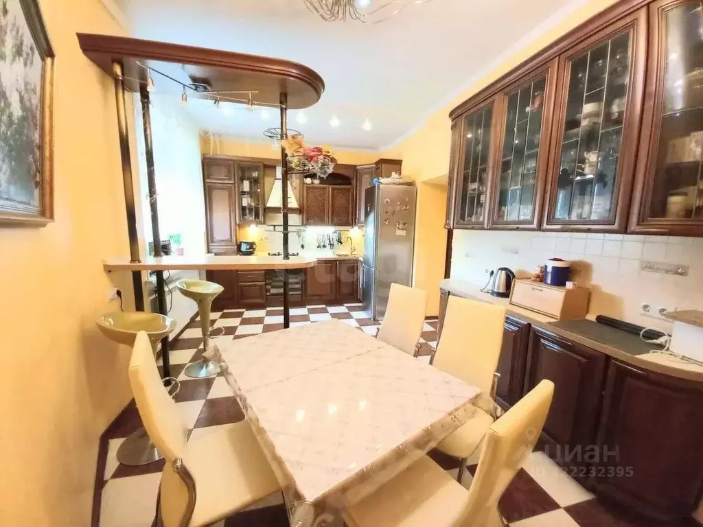 3-к кв. Тамбовская область, Тамбов Астраханская ул., 1 (117.8 м) - Фото 1