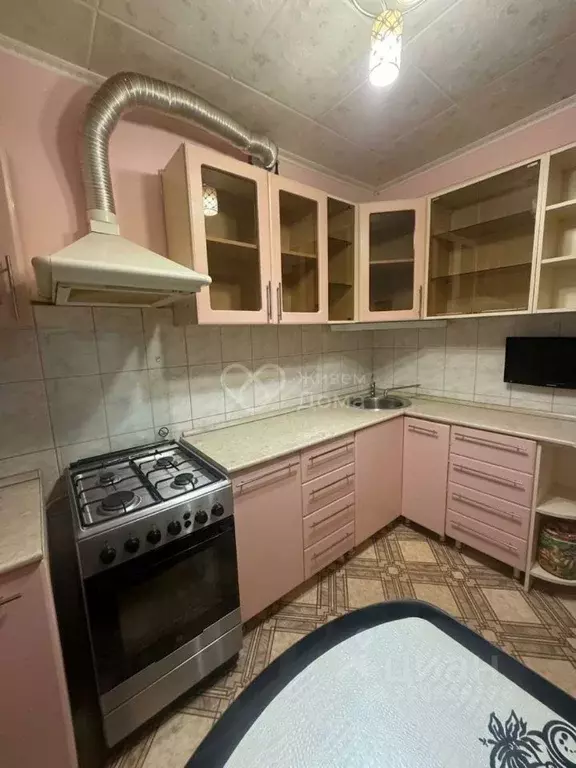 2-к кв. Волгоградская область, Волгоград Новороссийская ул., 16 (58.2 ... - Фото 1