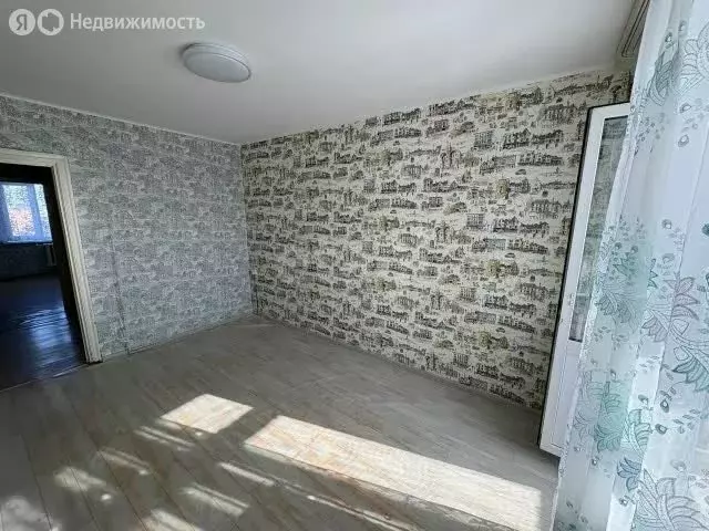 2-комнатная квартира: Туринск, улица Калинина, 44 (48.8 м) - Фото 2