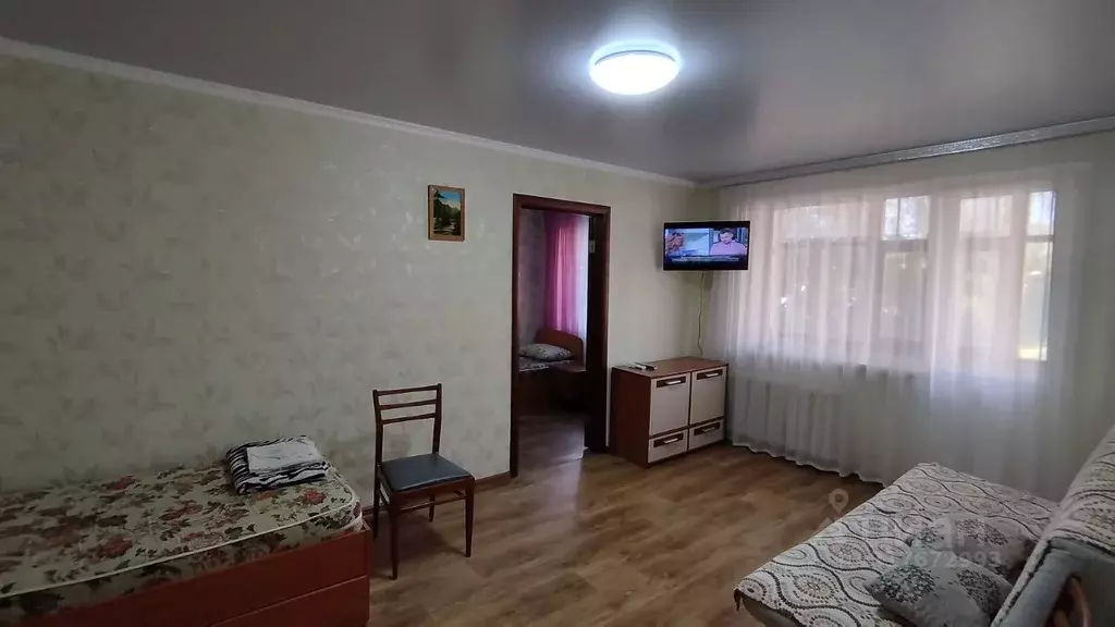 2-к кв. Башкортостан, Салават ул. Островского, 66 (50.0 м) - Фото 0
