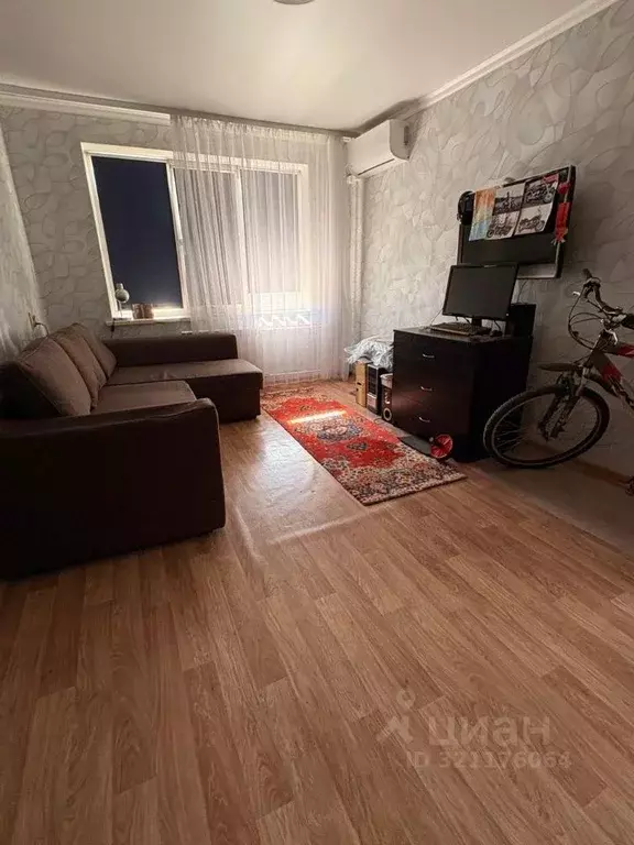 1-к кв. Омская область, Омск Городок Нефтяников мкр, ул. Блюхера, 22Б ... - Фото 1