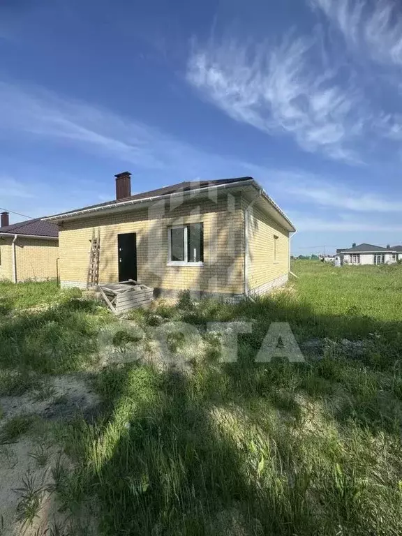 Дом в Воронежская область, с. Новая Усмань ул. Воскресенская, 11 (96 ... - Фото 1