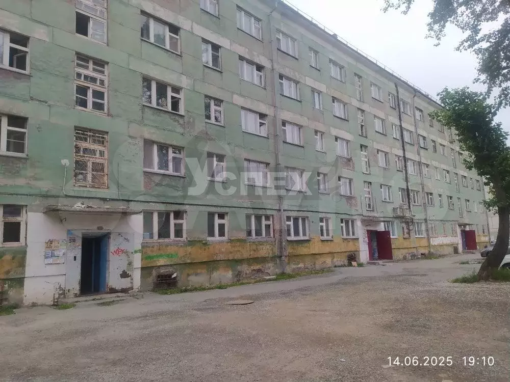 Комната 12,8 м в 4-к., 5/5 эт. - Фото 0