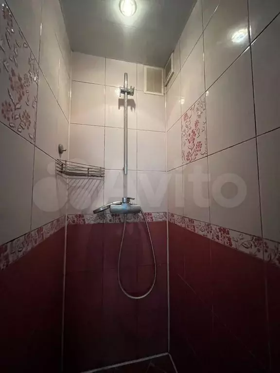 1-к. квартира, 18 м, 4/5 эт. - Фото 1