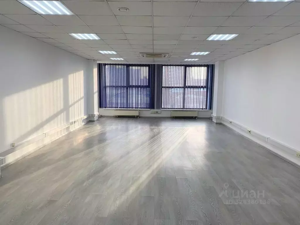 Офис в Омская область, Омск ул. Гагарина, 14 (370 м) - Фото 1