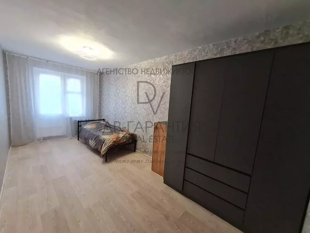 Квартира, 3 комнаты, 61.1 м - Фото 1