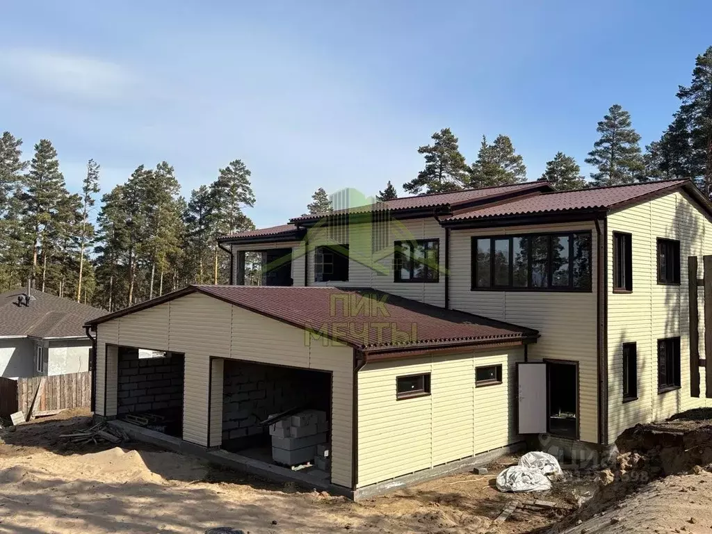Таунхаус в Бурятия, Улан-Удэ 144А мкр,  (210 м) - Фото 1