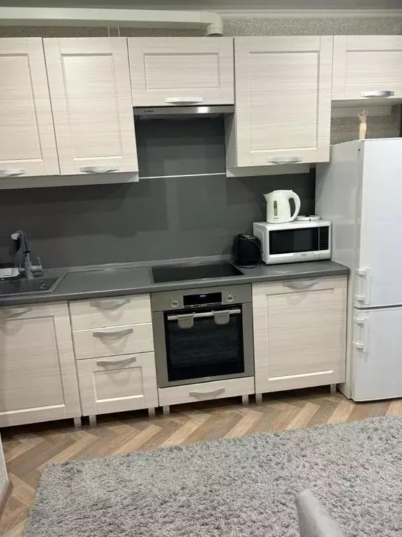 1-к кв. Курская область, Курск просп. Победы, 14 (48.0 м) - Фото 0