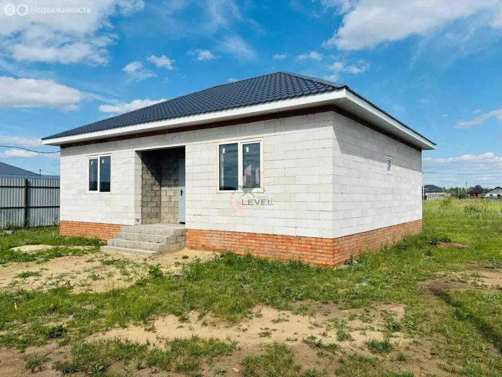 Дом в Пробуждение, улица Есенина, 33 (100 м) - Фото 0