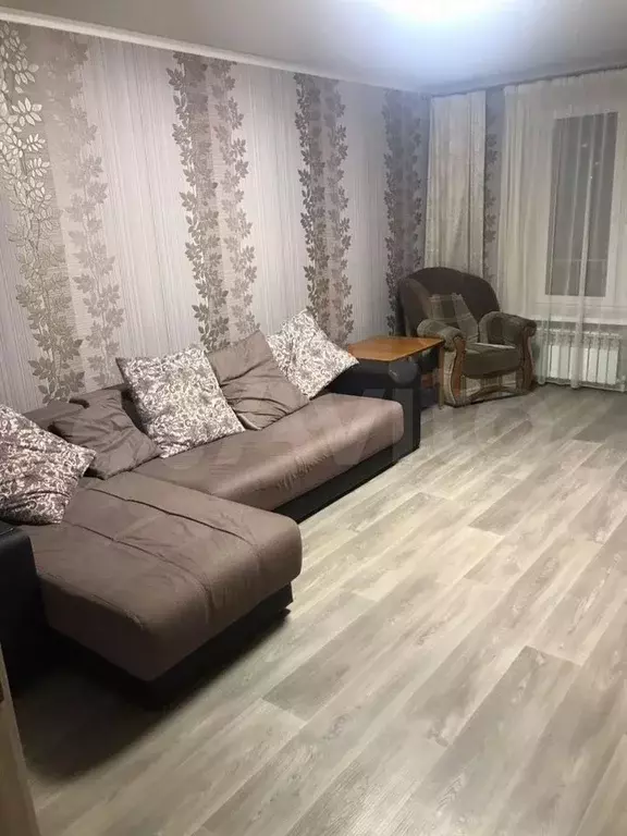 1-к. квартира, 54 м, 2/10 эт. - Фото 1