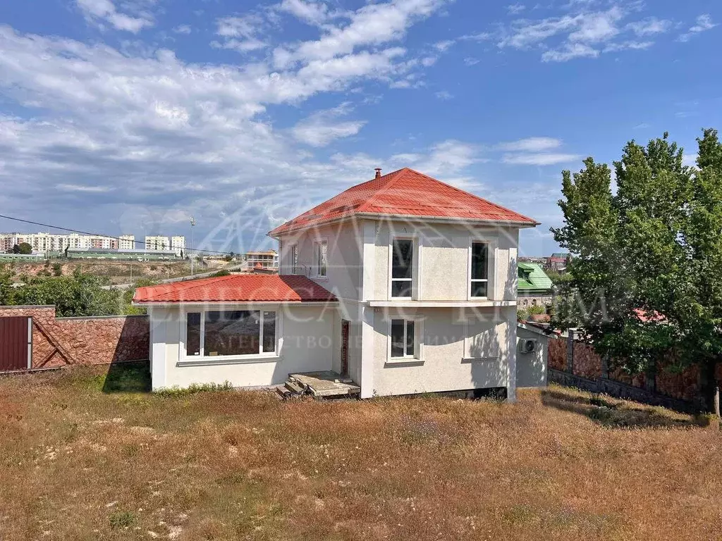 Дом 180 м на участке 8,6 сот. - Фото 0