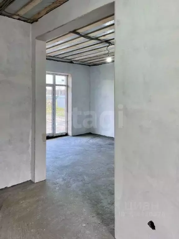 Дом в Белгородская область, Корочанский район, Мелиховское с/пос, с. ... - Фото 1