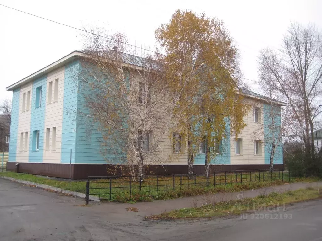 2-к кв. Алтайский край, Ребрихинский район, Ребриха ст. Школьная ул. ... - Фото 1