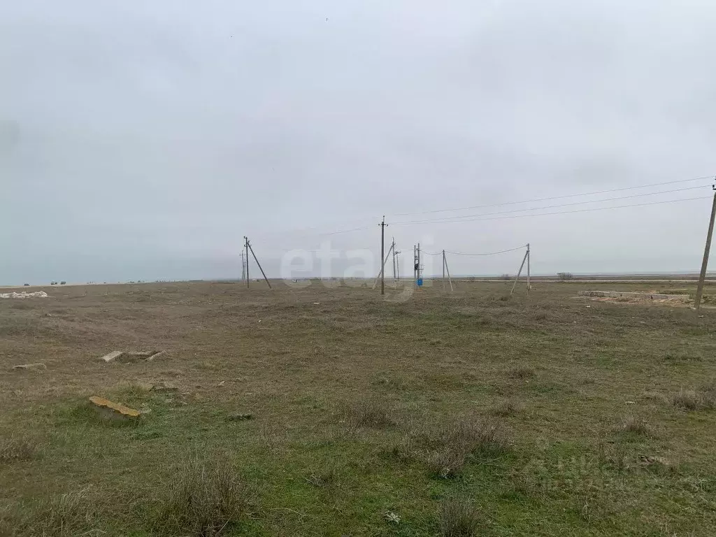 Участок в Крым, Ленинский район, Семисотское с/пос, с. Соляное ул. ... - Фото 2