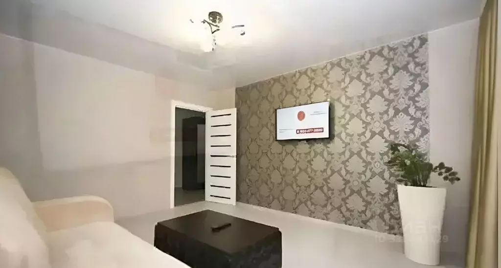 2-к кв. Иркутская область, Иркутск ул. Безбокова, 30/4 (70.0 м) - Фото 1