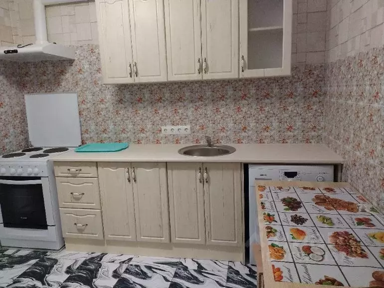 1-к кв. Белгородская область, Белгород Первомайская ул., 6 (40.0 м) - Фото 2