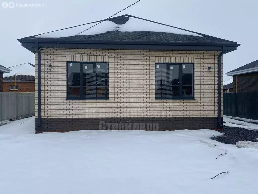 Дом в село Новобессергеневка, улица Лескова, 45 (80 м) - Фото 1