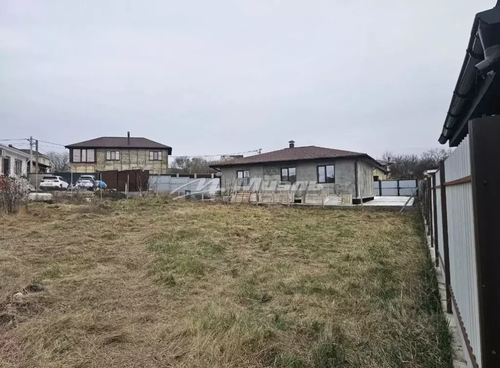 Участок в Крым, Симферопольский район, с. Мирное ул. Рябиновая (6.0 ... - Фото 0