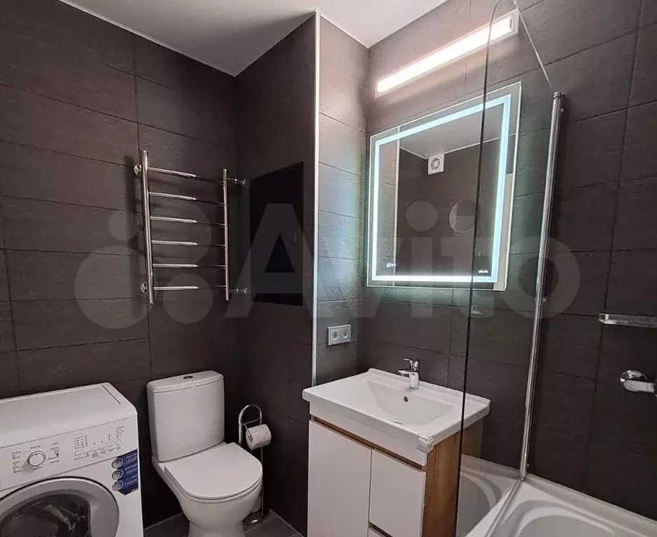 1-к. квартира, 40 м, 4/17 эт. - Фото 0