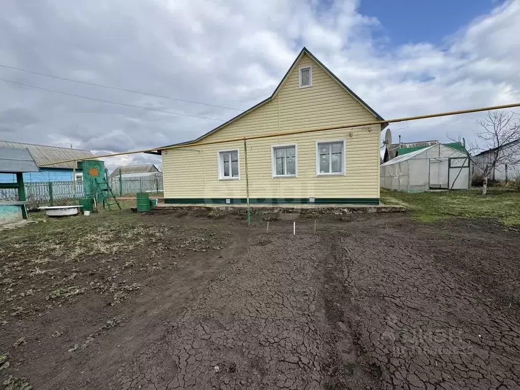 Дом в Мордовия, Рузаевский район, с. Архангельское Голицыно ул. ... - Фото 1