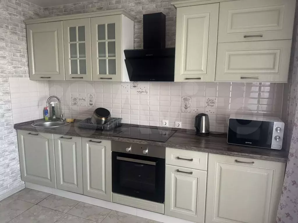 1-к. квартира, 40 м, 12/17 эт. - Фото 1