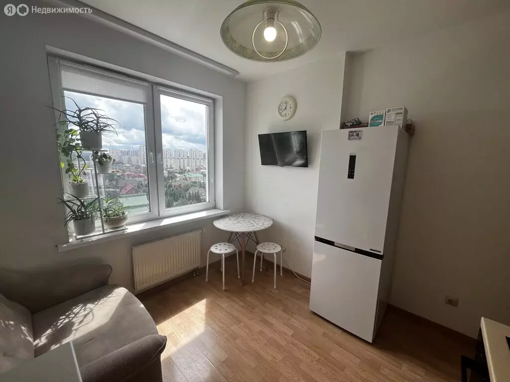 1-комнатная квартира: Екатеринбург, улица Анатолия Мехренцева, 46 ... - Фото 1