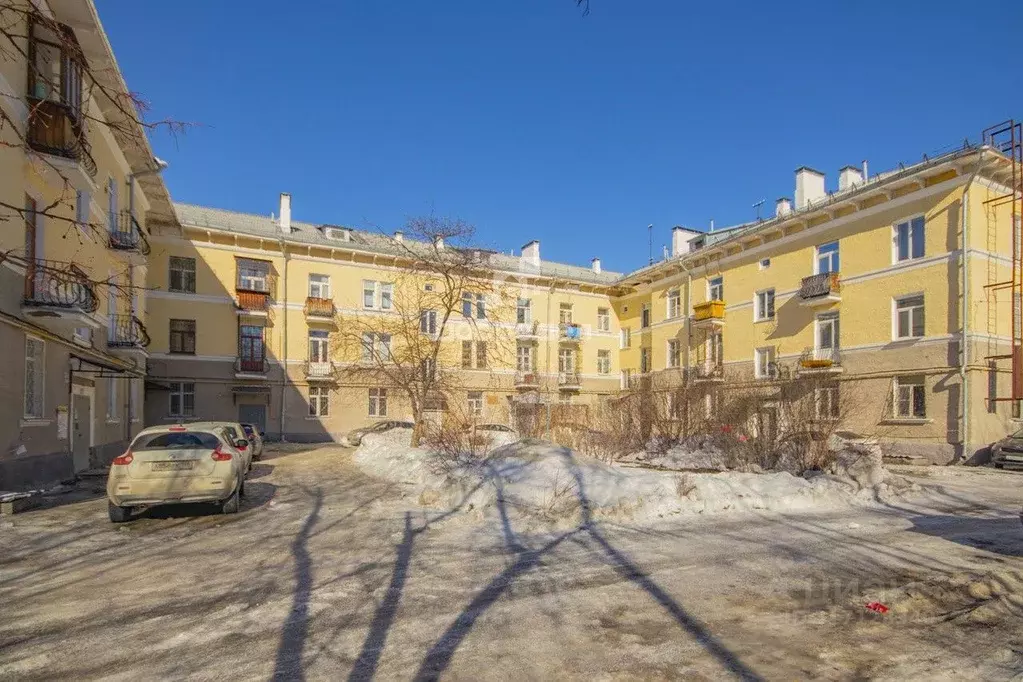 3-к кв. Свердловская область, Екатеринбург ул. Ломоносова, 16 (87.3 м) - Фото 1