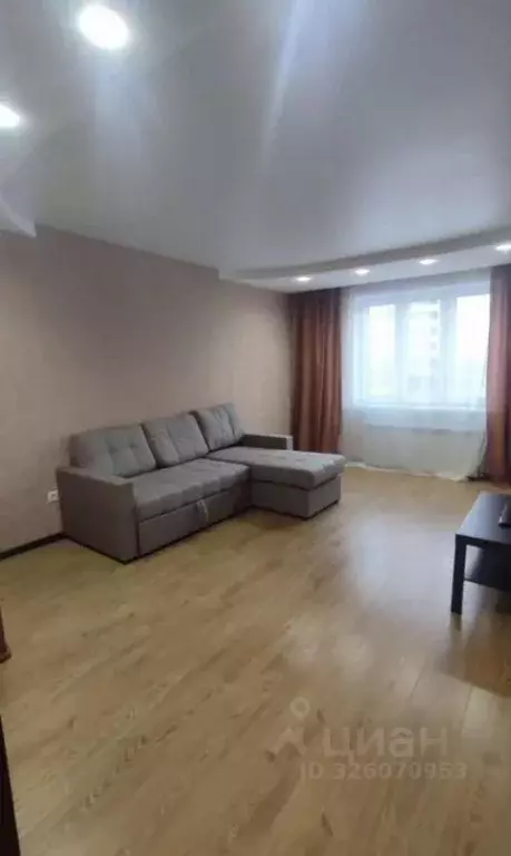 1-к кв. Омская область, Омск просп. Комарова, 21К1 (46.0 м) - Фото 1