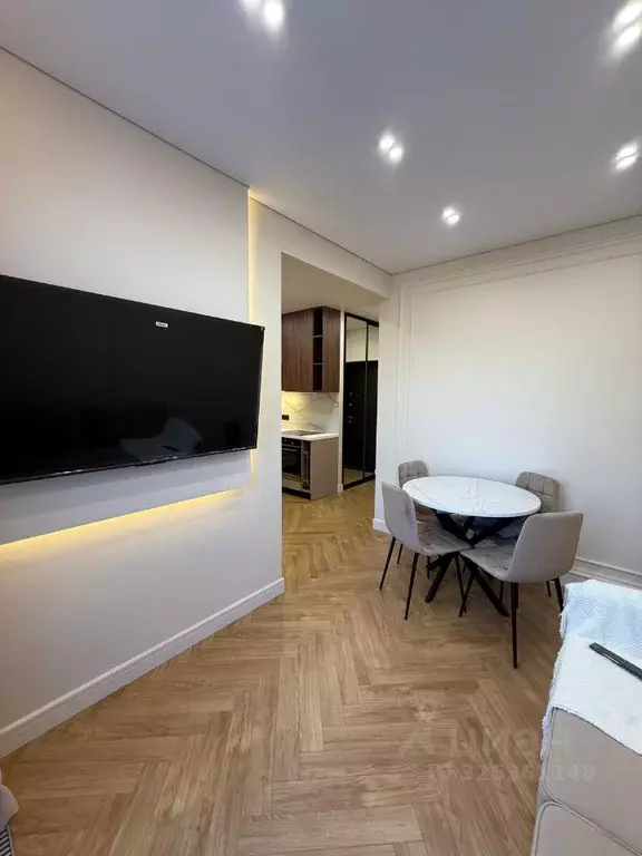 2-к кв. Краснодарский край, Сочи Центральный мкр, пер. Горького, 24к1 ... - Фото 2