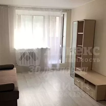 1-к кв. Тюменская область, Тюмень Харьковская ул., 57/3 (37.6 м) - Фото 1