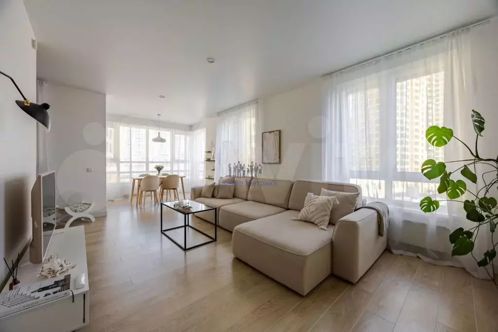 3-к. квартира, 100 м, 4/23 эт. - Фото 0